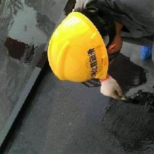 太原明轩金融资产管理有限公司员工在施工